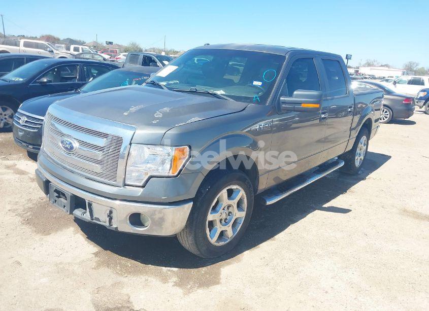 Photo 2 of 2014 Ford F-150 XLT (VIN 1FTFW1CFXEFA11543)