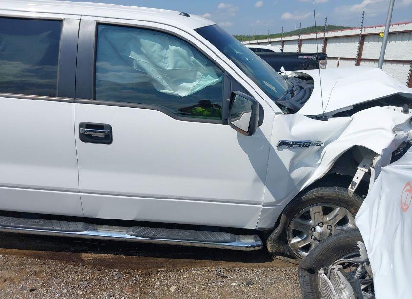 2014 Ford F-150 XLT (VIN 1FTFW1CFXEKD51492) main photo