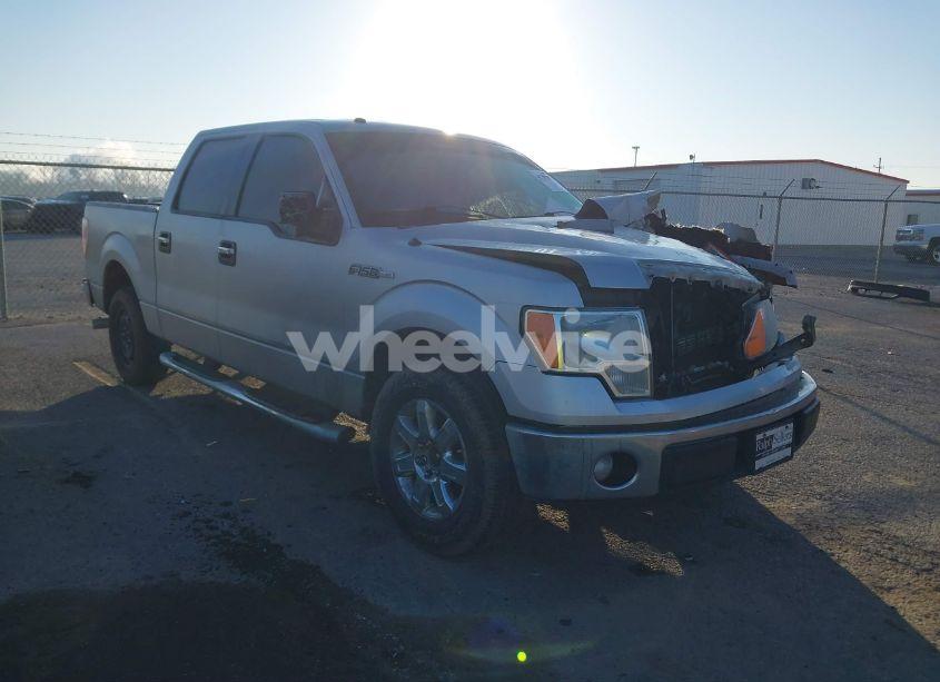 2014 Ford F-150 XLT (VIN 1FTFW1CFXEKF15954) main photo