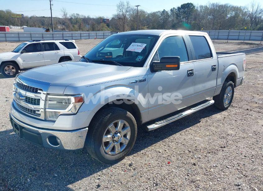 Photo 2 of 2014 Ford F-150 XLT (VIN 1FTFW1CFXEKF50977)