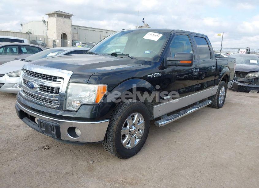 Photo 2 of 2013 Ford F-150 XLT (VIN 1FTFW1CT0DKE27466)