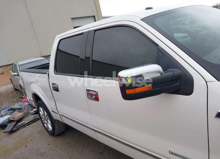 Photo 13 of 2013 Ford F-150 PLATINUM (VIN 1FTFW1CT1DFB27539)
