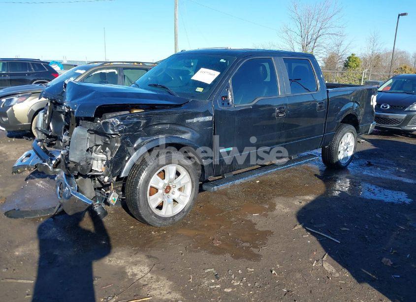Photo 2 of 2013 Ford F-150 LARIAT (VIN 1FTFW1CT1DFB66700)