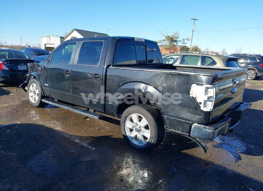 Photo 3 of 2013 Ford F-150 LARIAT (VIN 1FTFW1CT1DFB66700)