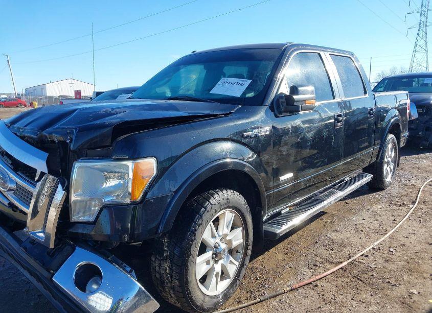 Photo 2 of 2011 Ford F-150 LARIAT (VIN 1FTFW1CT2BFA64285)