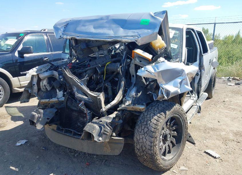 Photo 2 of 2013 Ford F-150 XLT (VIN 1FTFW1CT2DFE01105)