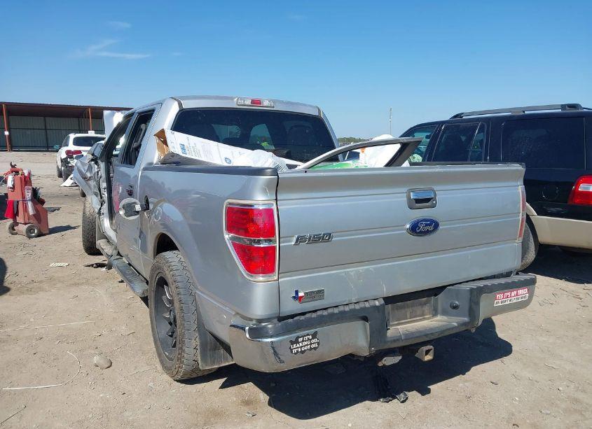 Photo 3 of 2013 Ford F-150 XLT (VIN 1FTFW1CT2DFE01105)