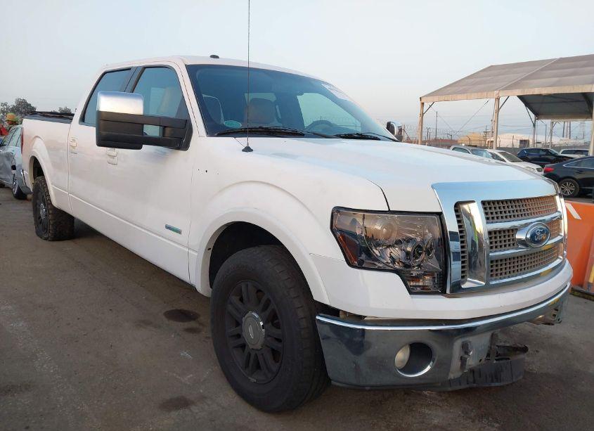 2011 Ford F-150 LARIAT (VIN 1FTFW1CT4BFB48740) main photo