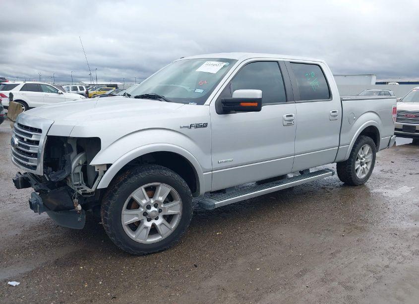 Photo 2 of 2013 Ford F-150 LARIAT (VIN 1FTFW1CT4DFA89644)