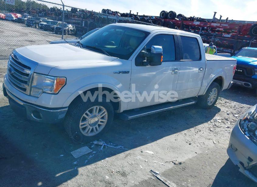 Photo 2 of 2013 Ford F-150 LARIAT (VIN 1FTFW1CT5DKF35064)
