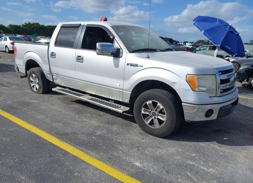 2013 Ford F-150 XLT (VIN 1FTFW1CT6DKD09874) main photo