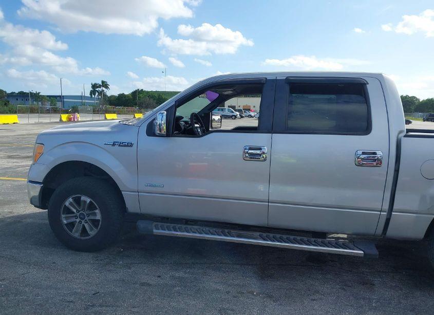 Photo 14 of 2013 Ford F-150 XLT (VIN 1FTFW1CT6DKD09874)