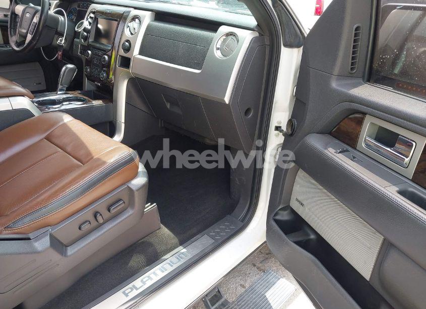 Photo 5 of 2013 Ford F-150 PLATINUM (VIN 1FTFW1CT8DFA45985)