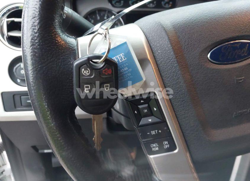 Photo 11 of 2014 Ford F-150 PLATINUM (VIN 1FTFW1CT8EFA28881)