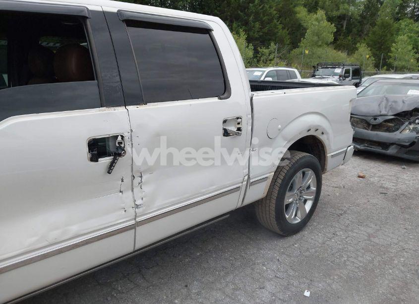 Photo 18 of 2014 Ford F-150 PLATINUM (VIN 1FTFW1CT8EFA28881)