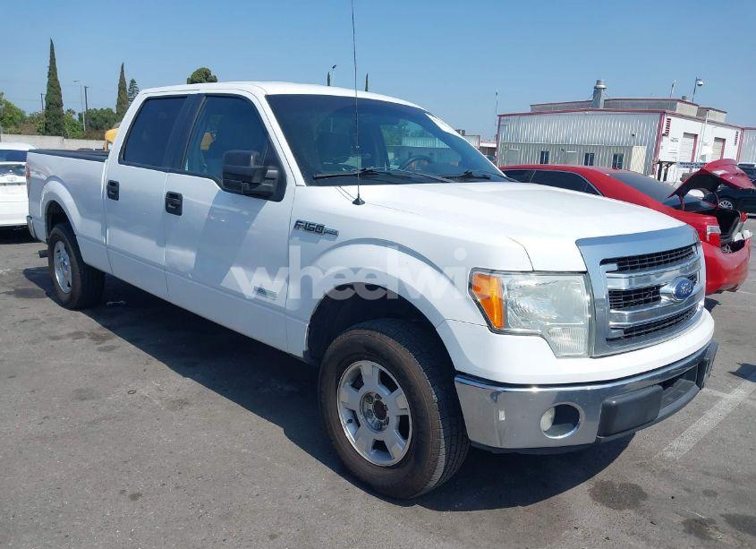 2014 Ford F-150 XLT (VIN 1FTFW1CT8EKE24865) main photo