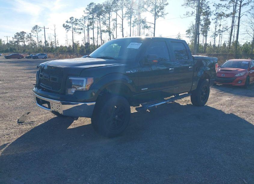 Photo 2 of 2014 Ford F-150 XLT (VIN 1FTFW1CT8EKG18165)