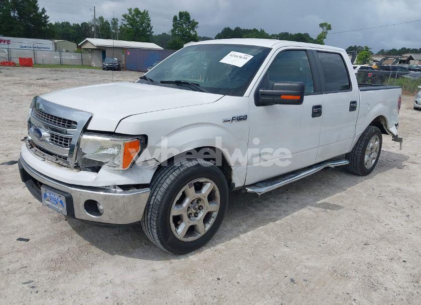 Photo 2 of 2013 Ford F-150 XLT (VIN 1FTFW1CT9DFC17117)