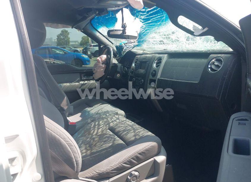 Photo 5 of 2014 Ford F-150 XLT (VIN 1FTFW1CTXEFC00103)