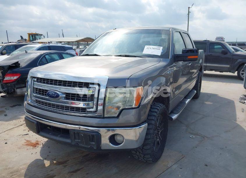 Photo 2 of 2014 Ford F-150 XLT (VIN 1FTFW1CTXEKF35966)