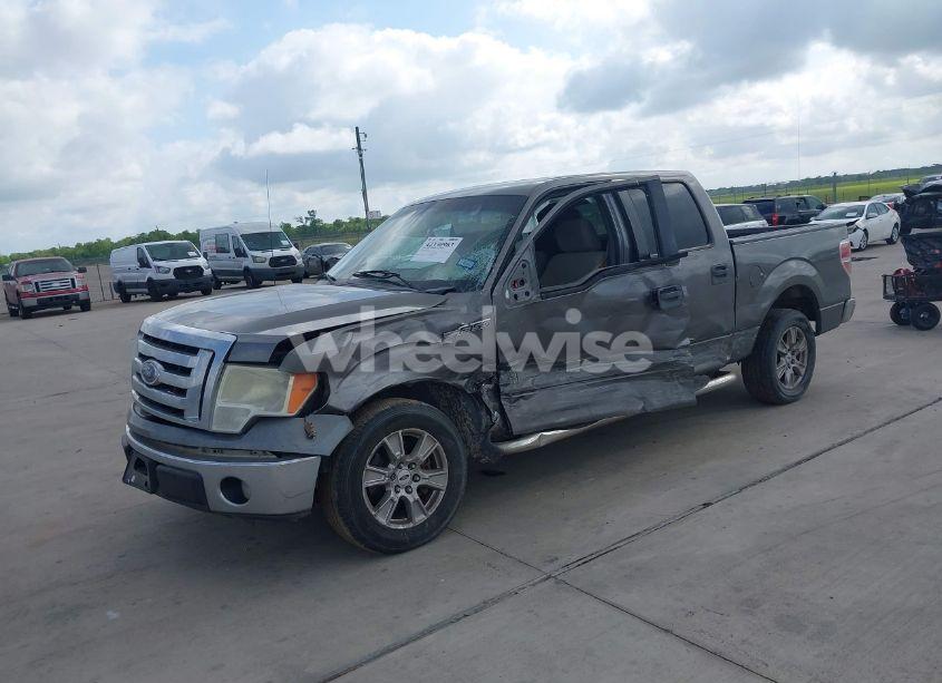 Photo 2 of 2010 Ford F-150 FX2 SPORT/HARLEY-DAVIDSON/KING RANCH/LARIAT/PLATINUM/XL/XLT (VIN 1FTFW1CV0AFA80811)