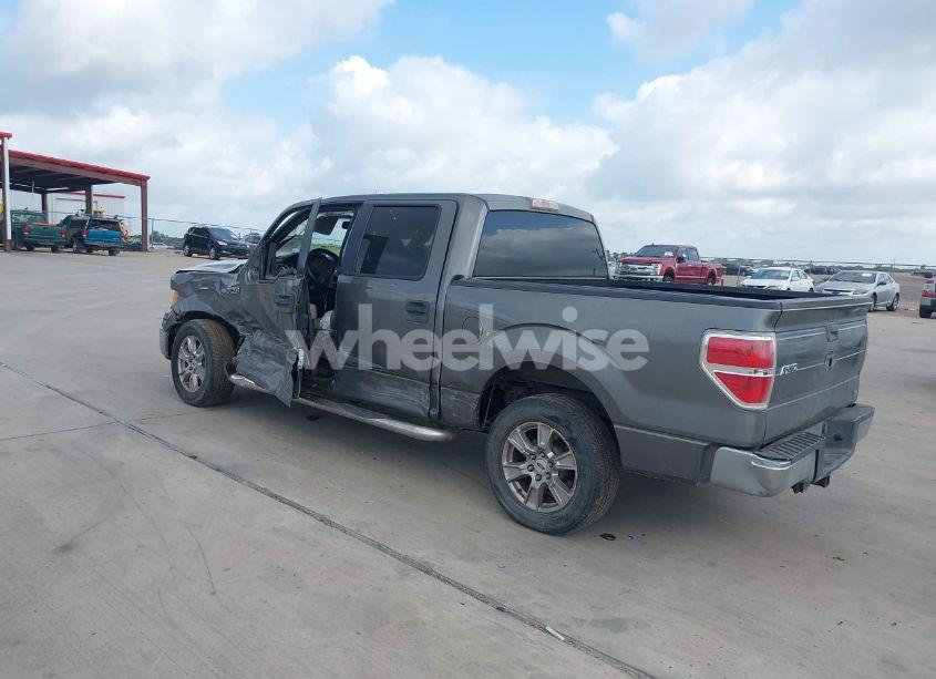 Photo 3 of 2010 Ford F-150 FX2 SPORT/HARLEY-DAVIDSON/KING RANCH/LARIAT/PLATINUM/XL/XLT (VIN 1FTFW1CV0AFA80811)