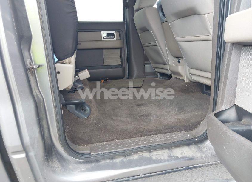 Photo 8 of 2010 Ford F-150 FX2 SPORT/HARLEY-DAVIDSON/KING RANCH/LARIAT/PLATINUM/XL/XLT (VIN 1FTFW1CV0AFA80811)