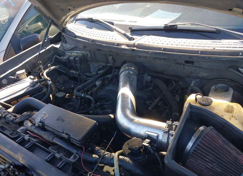 Photo 10 of 2010 Ford F-150 FX2 SPORT/HARLEY-DAVIDSON/KING RANCH/LARIAT/PLATINUM/XL/XLT (VIN 1FTFW1CV1AFC50383)