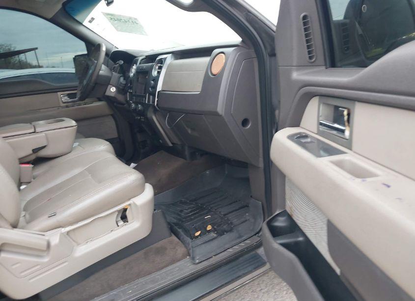 Photo 5 of 2010 Ford F-150 FX2 SPORT/HARLEY-DAVIDSON/KING RANCH/LARIAT/PLATINUM/XL/XLT (VIN 1FTFW1CV1AFC50383)