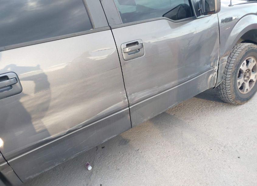 Photo 6 of 2010 Ford F-150 FX2 SPORT/HARLEY-DAVIDSON/KING RANCH/LARIAT/PLATINUM/XL/XLT (VIN 1FTFW1CV1AFC50383)