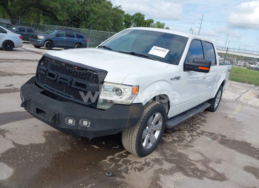 Photo 2 of 2010 Ford F-150 FX2 SPORT/HARLEY-DAVIDSON/KING RANCH/LARIAT/PLATINUM/XL/XLT (VIN 1FTFW1CV1AKE73921)
