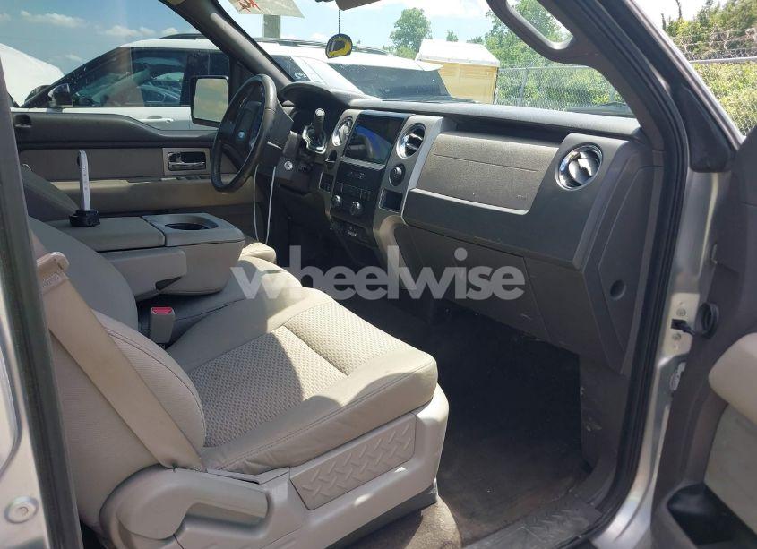 Photo 5 of 2010 Ford F-150 FX2 SPORT/HARLEY-DAVIDSON/KING RANCH/LARIAT/PLATINUM/XL/XLT (VIN 1FTFW1CV2AFA97948)