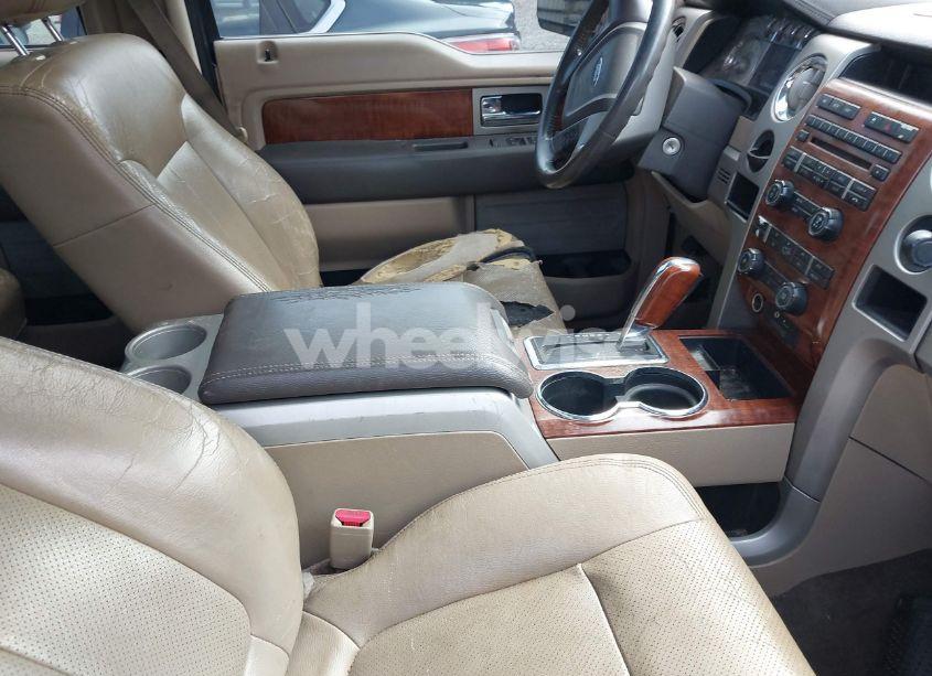 Photo 5 of 2010 Ford F-150 FX2 SPORT/HARLEY-DAVIDSON/KING RANCH/LARIAT/PLATINUM/XL/XLT (VIN 1FTFW1CV2AFD72587)