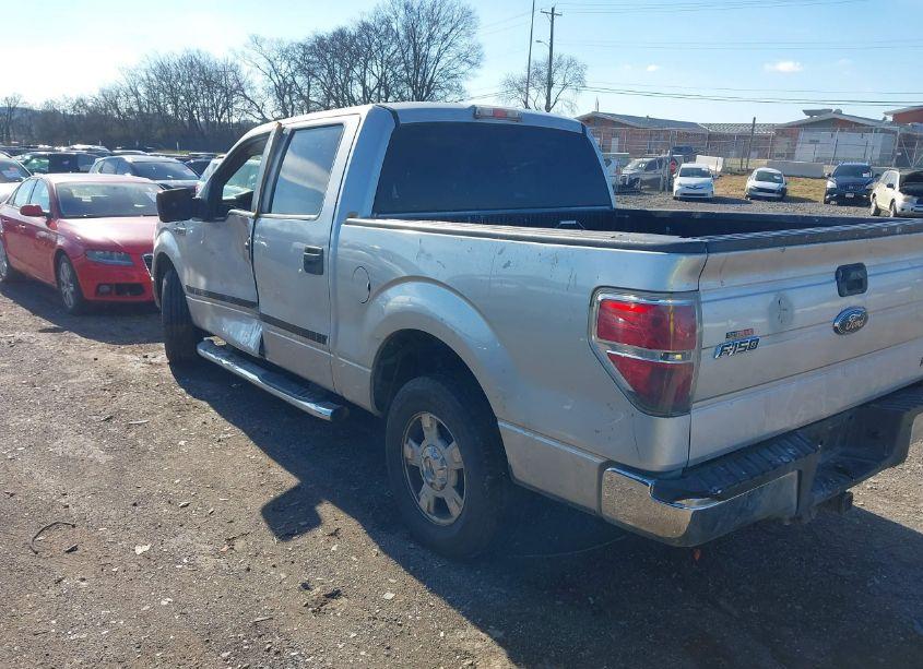 Photo 3 of 2010 Ford F-150 XLT (VIN 1FTFW1CV3AKB68954)