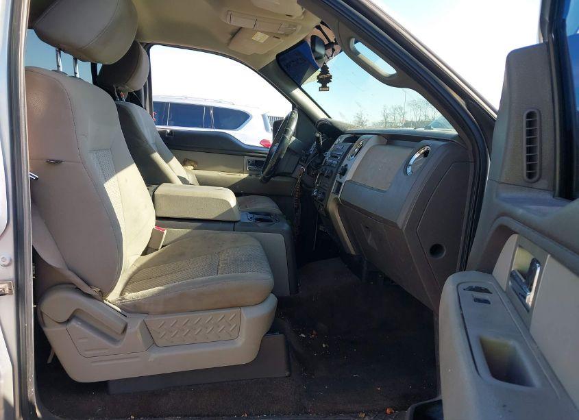 Photo 5 of 2010 Ford F-150 XLT (VIN 1FTFW1CV3AKB68954)