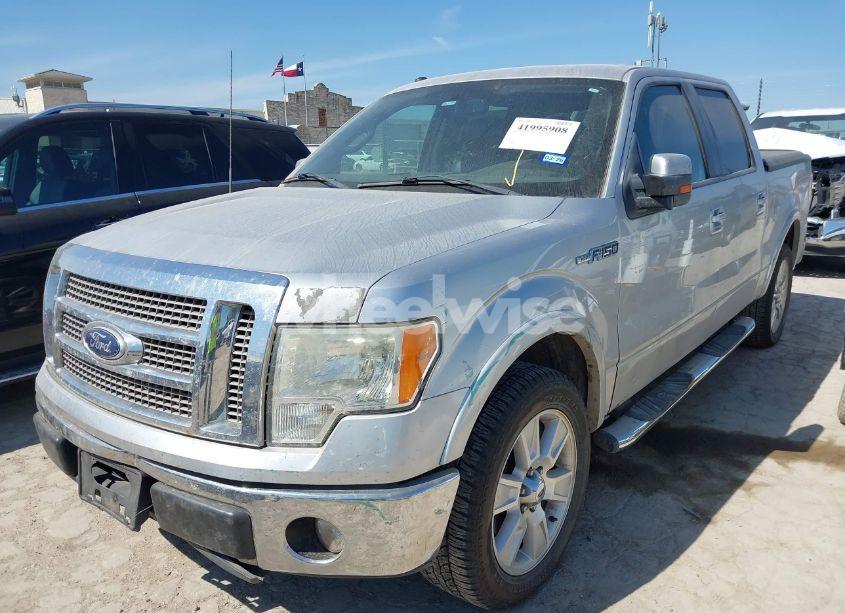 Photo 2 of 2010 Ford F-150 FX2 SPORT/HARLEY-DAVIDSON/KING RANCH/LARIAT/PLATINUM/XL/XLT (VIN 1FTFW1CV4AFA95909)