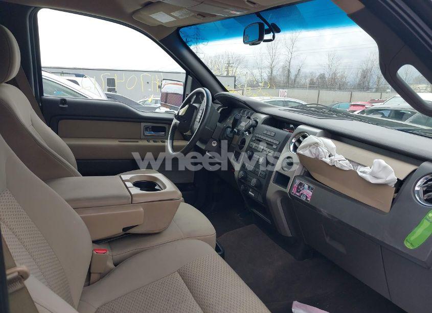 Photo 5 of 2010 Ford F-150 (VIN 1FTFW1CV4AFD75538)