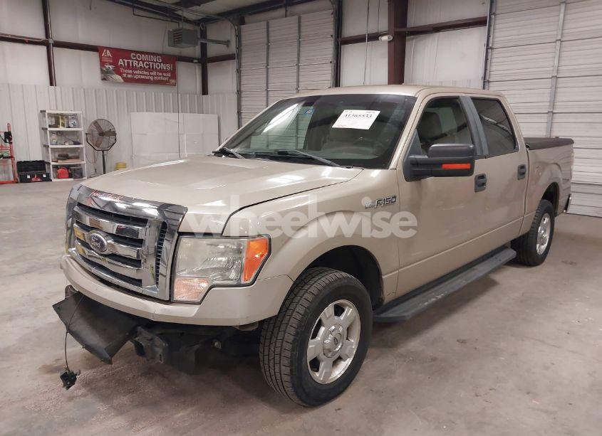 Photo 2 of 2010 Ford F-150 FX2 SPORT/HARLEY-DAVIDSON/KING RANCH/LARIAT/PLATINUM/XL/XLT (VIN 1FTFW1CV4AKA38164)