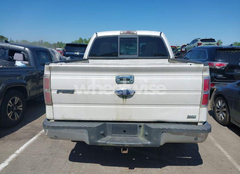 Photo 16 of 2010 Ford F-150 LARIAT (VIN 1FTFW1CV7AFB08801)