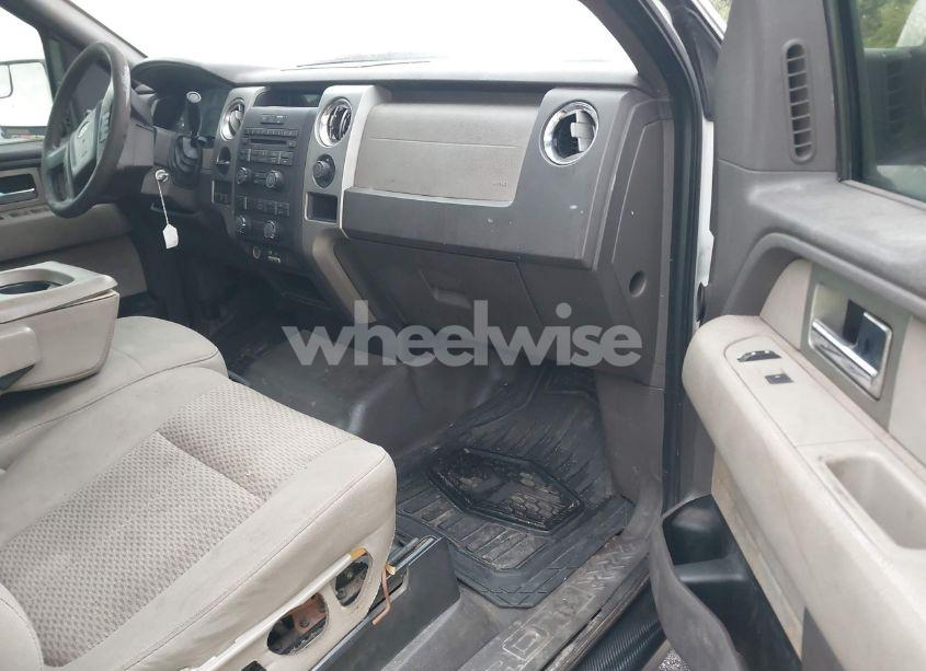 Photo 5 of 2010 Ford F-150 FX2 SPORT/HARLEY-DAVIDSON/KING RANCH/LARIAT/PLATINUM/XL/XLT (VIN 1FTFW1CV7AFC00412)