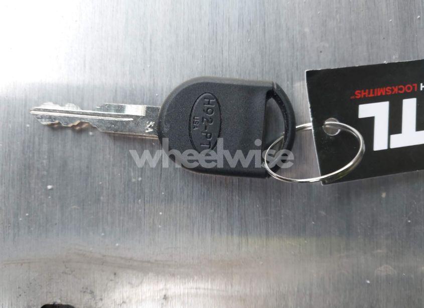 Photo 11 of 2010 Ford F-150 FX2 SPORT/HARLEY-DAVIDSON/KING RANCH/LARIAT/PLATINUM/XL/XLT (VIN 1FTFW1CV8AFC98284)