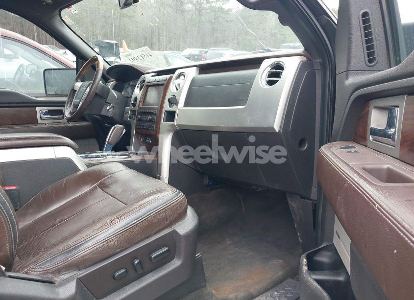 Photo 5 of 2010 Ford F-150 PLATINUM (VIN 1FTFW1CV9AFA41084)