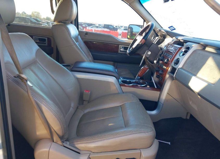 Photo 5 of 2010 Ford F-150 FX2 SPORT/HARLEY-DAVIDSON/KING RANCH/LARIAT/PLATINUM/XL/XLT (VIN 1FTFW1CV9AFC27837)