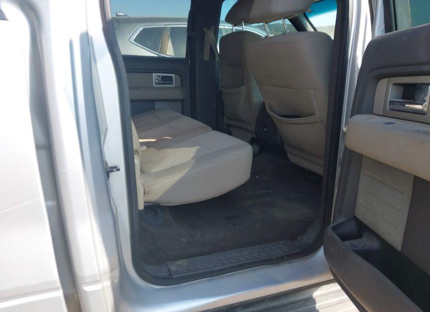 Photo 8 of 2010 Ford F-150 FX2 SPORT/HARLEY-DAVIDSON/KING RANCH/LARIAT/PLATINUM/XL/XLT (VIN 1FTFW1CV9AKB83801)