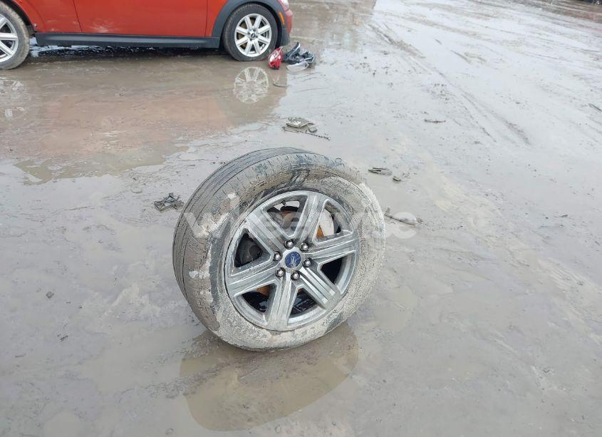 Photo 11 of 2018 Ford F-150 LARIAT (VIN 1FTFW1E13JFD82409)