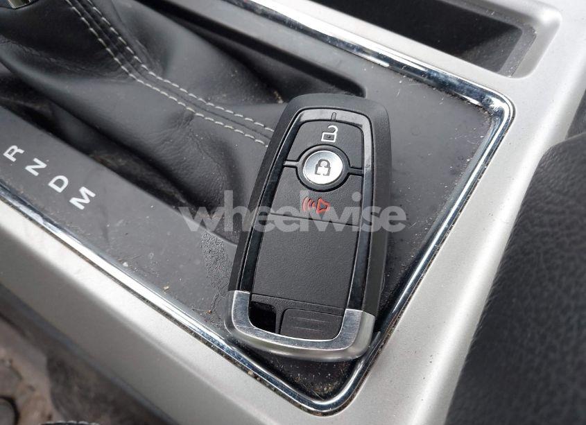 Photo 11 of 2019 Ford F-150 LARIAT (VIN 1FTFW1E13KFC63843)