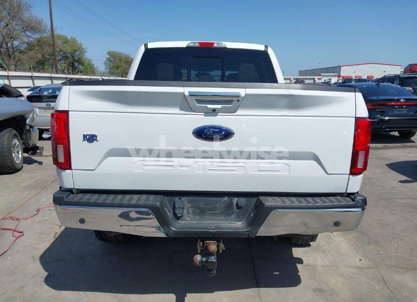 Photo 17 of 2018 Ford F-150 LARIAT (VIN 1FTFW1E14JFE46327)