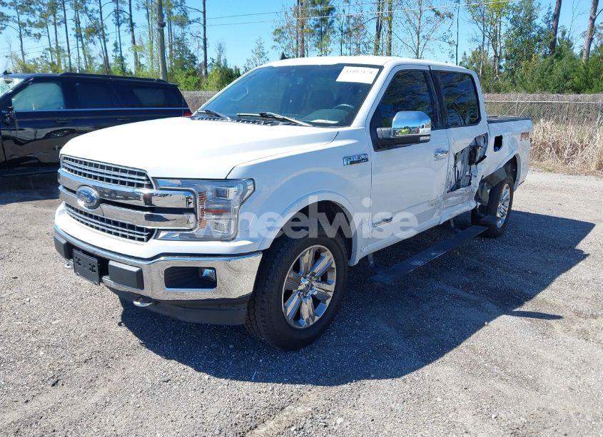 Photo 2 of 2019 Ford F-150 LARIAT (VIN 1FTFW1E14KFA79818)