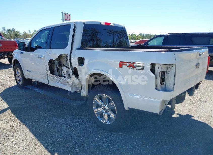 Photo 3 of 2019 Ford F-150 LARIAT (VIN 1FTFW1E14KFA79818)