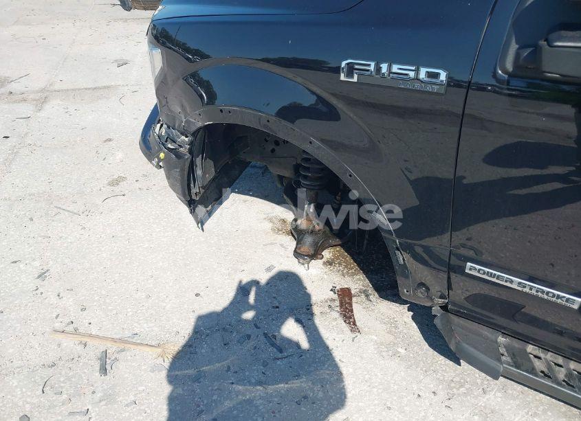 Photo 19 of 2019 Ford F-150 LARIAT (VIN 1FTFW1E14KFC69098)